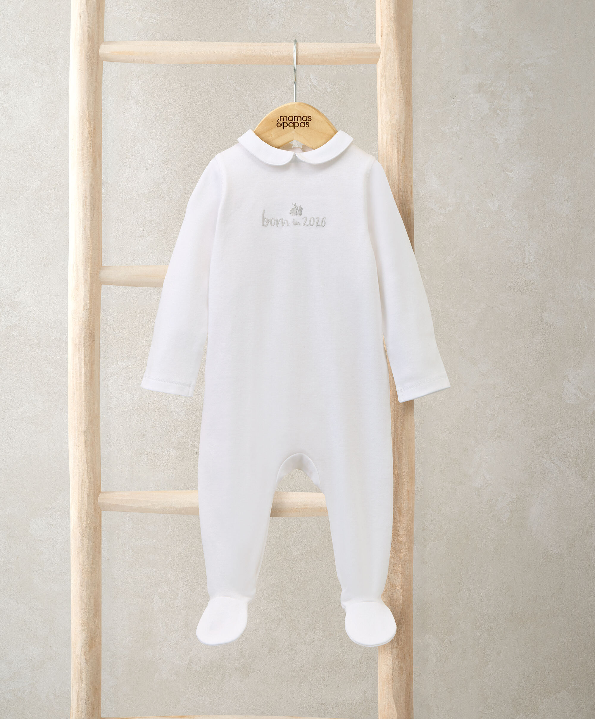 مجموعة هدايا بيجامة بورن إن 2026 ولعبة أرنب رمادية اللون، قطعتين image number 2